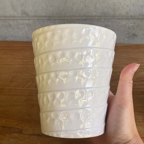 Bundle of 2 White Planters/Candle Holders - Picture 3 of 7